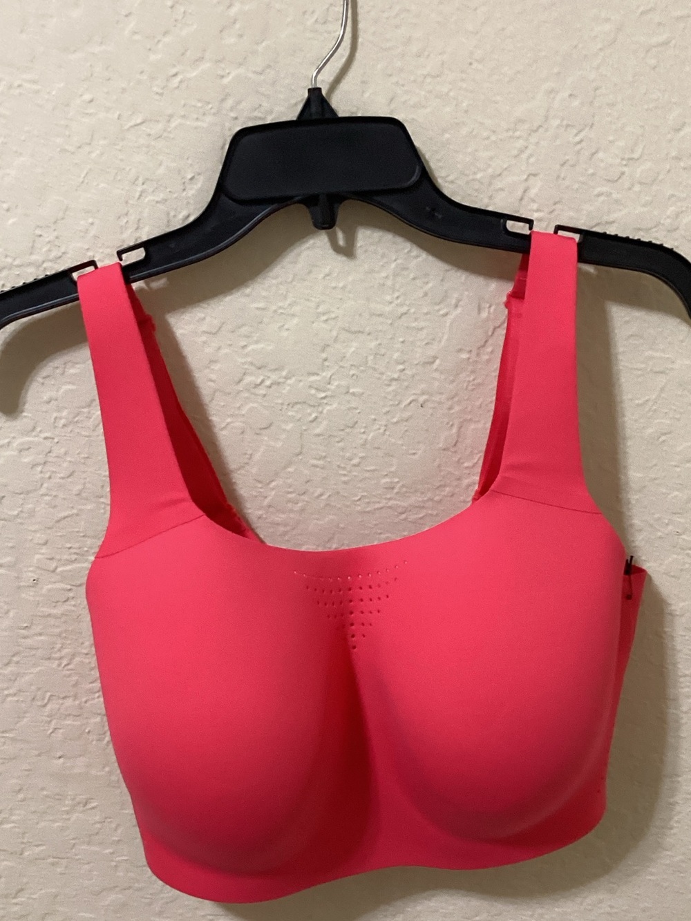 Victoria's Secret Coral-Pink Seamless Scoop Sports Bra